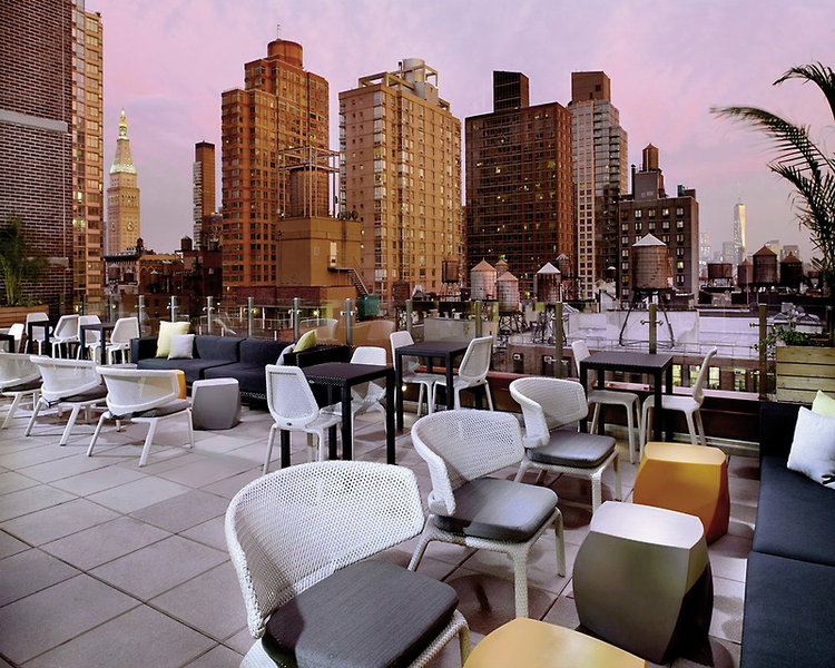 Cambria Hotel and Suites New York Times Square Cosmic Hochzeitsreisen Cambria Hotel and Suites New York Times Square Cosmic Hochzeitsreisen